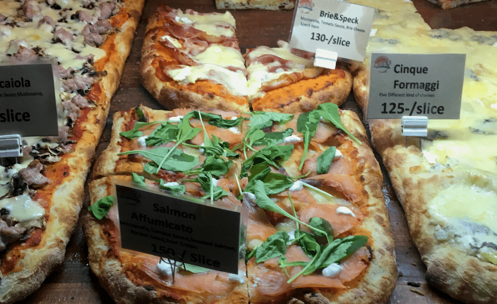 Pizza al taglio a Bangkok